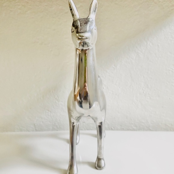 VINTAGE Metal Silver Llama 3D Standing Sculpture - Picture 4 of 5